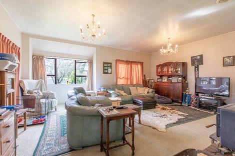 Photo of property in 2966 State Highway 2, Waipukurau, 4281