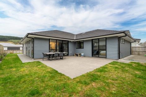 Photo of property in 52 Atherton Terrace, Churton Park, Wellington, 6037