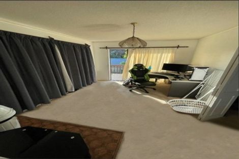 Photo of property in 45 Murvale Drive, Bucklands Beach, Auckland, 2014