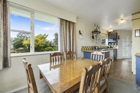 Photo of property in 36 Michael Road, Paraparaumu Beach, Paraparaumu, 5032