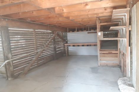 Photo of property in 1 Raelene Place, Massey, Auckland, 0614