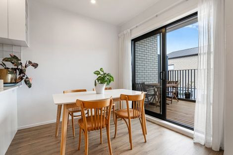 Photo of property in 2/28 Westgate Drive, Westgate, Auckland, 0614