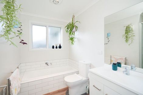 Photo of property in 12 Morningside Lane, Rockdale, Invercargill, 9812