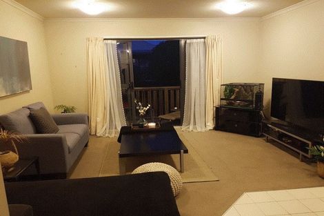 Photo of property in 25/8 Carolina Place, Albany, Auckland, 0632