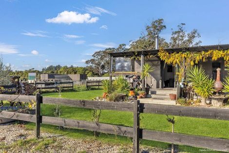 Photo of property in 15 Harley Road, Tasman, Upper Moutere, 7175