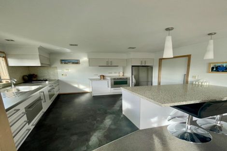 Photo of property in 22 Oriental Street, Welbourn, New Plymouth, 4312