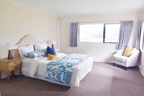 Photo of property in 61 Merriefield Avenue, Forrest Hill, Auckland, 0620