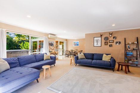 Photo of property in 21 Watts Street, Waipawa, 4210