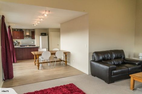 Photo of property in 5 Mystery Grove, Lake Hayes, Queenstown, 9304