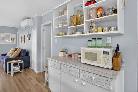 Photo of property in 11 Kendale Drive, Leigh, 0985