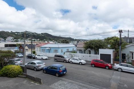Photo of property in 26f4 Normanby Street, Newtown, Wellington, 6021