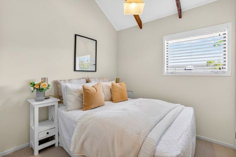 Photo of property in 4/1 Penzance Road, Mairangi Bay, Auckland, 0630