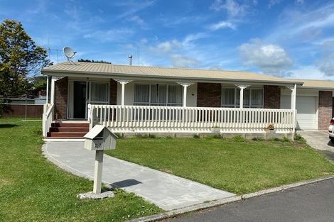 Photo of property in 17 Olwyn Green, Dinsdale, Hamilton, 3204