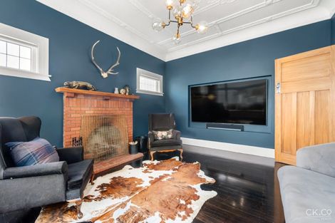 Photo of property in 16 Hinau Street, Woburn, Lower Hutt, 5010