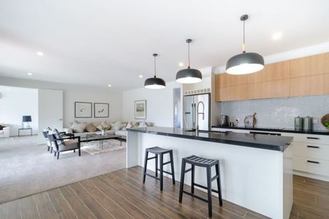 Photo of property in 7 Grove Way, Riverhead, 0820