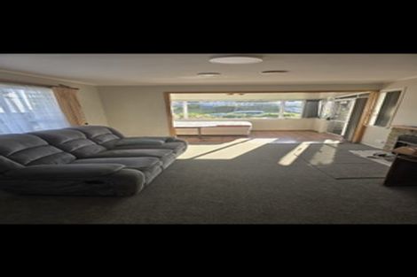 Photo of property in 98 Ennis Avenue, Pakuranga Heights, Auckland, 2010