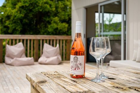 Photo of property in 12 Omutu Street, Oakura, Hikurangi, 0184