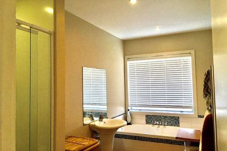 Photo of property in 46 Bryndwr Road, Fendalton, Christchurch, 8052