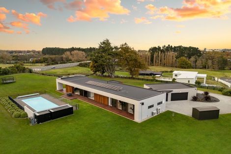 Photo of property in 17 Piriti Lane, Horsham Downs, Hamilton, 3281