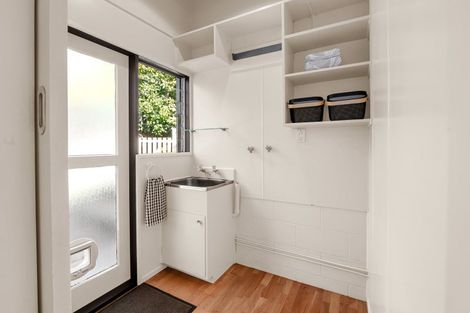 Photo of property in 10 Burwood Place, Silverdale, Hamilton, 3216