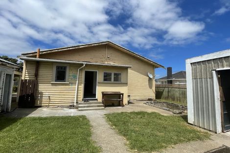 Photo of property in 731 Massey Road, Mangere, Auckland, 2022