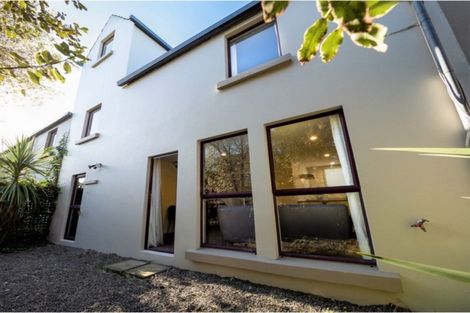 Photo of property in 8/16 Derby Street, St Albans, Christchurch, 8014