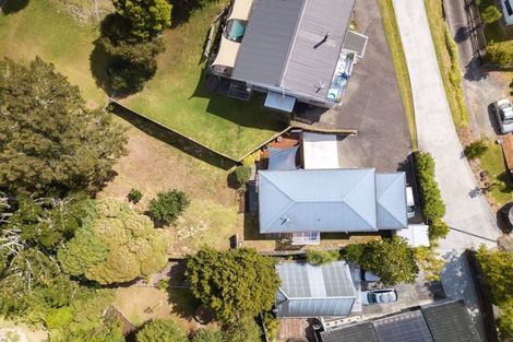 Photo of property in 17a John Road, Stanmore Bay, Whangaparaoa, 0932