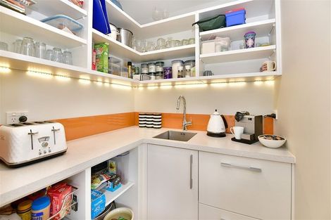 Photo of property in 69 Maygrove Drive, Orewa, 0931