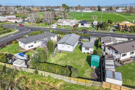 Photo of property in 32 Mahana Road, Ngatea, 3503