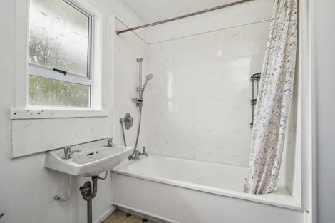 Photo of property in 57 Meadowbank Crescent, Fordlands, Rotorua, 3015