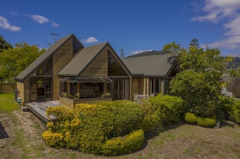 Photo of property in 33 Vista Paku, Pauanui, Hikuai, 3579