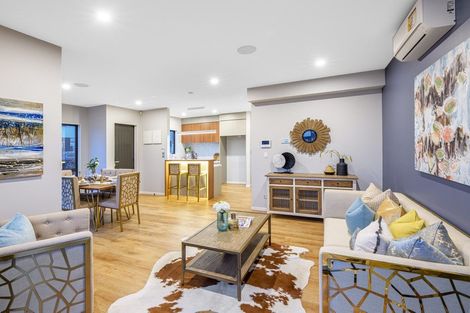 Photo of property in 32 Hea Road, Hobsonville, Auckland, 0616