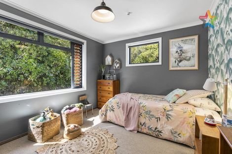Photo of property in 41 Maungaraki Road, Korokoro, Lower Hutt, 5012