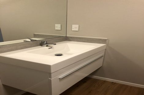 Photo of property in 27u2 Jones Crescent, Melville, Hamilton, 3206