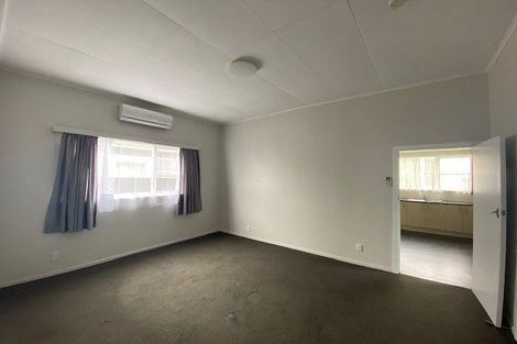 Photo of property in 14 Yale Road, Mount Cook, Wellington, 6021