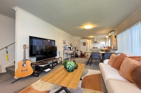 Photo of property in 1a Arapiko Street, Johnsonville, Wellington, 6037