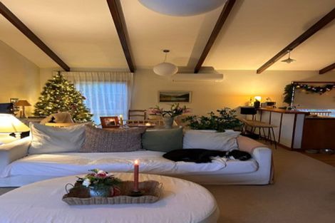 Photo of property in 3 Raekura Place, Redcliffs, Christchurch, 8081