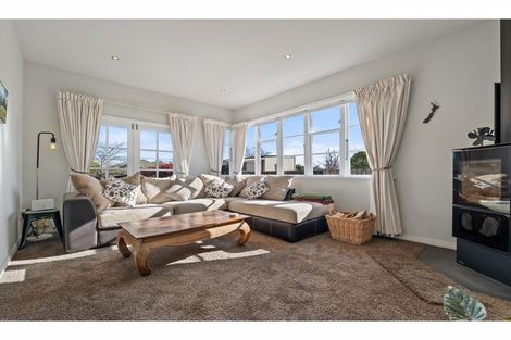 Photo of property in 58 Wilsons Road, Saint Martins, Christchurch, 8022