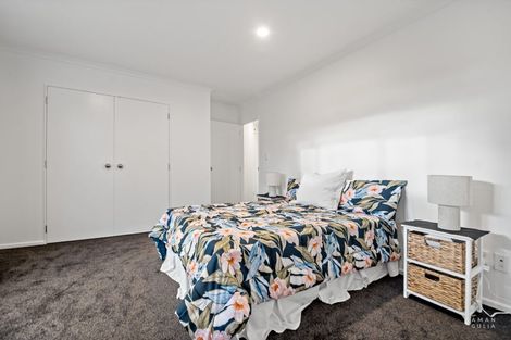 Photo of property in 70a Sturges Road, Henderson, Auckland, 0612