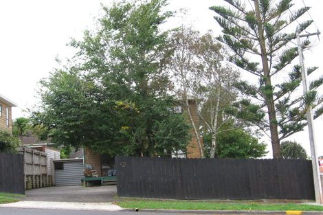 Photo of property in 5/37a Glengarry Road, Glen Eden, Auckland, 0602