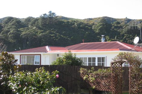 Photo of property in 6 Hyde Street, Wainuiomata, Lower Hutt, 5014