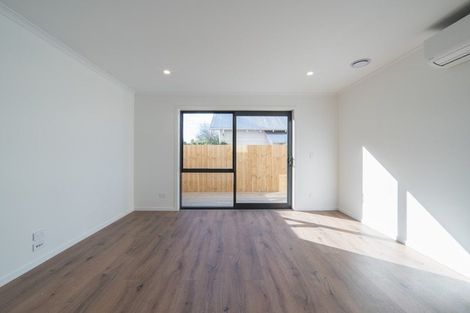 Photo of property in 2/4 Marama Street, Castor Bay, Auckland, 0620