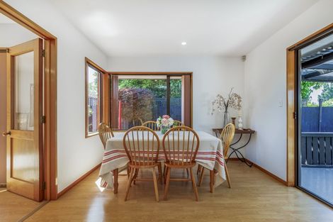 Photo of property in 17 Worthy Street, Ilam, Christchurch, 8041