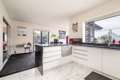 Photo of property in 2 Whaka Terrace, Huntsbury, Christchurch, 8022