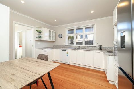 Photo of property in 2a Short Street, Burnside, Dunedin, 9011