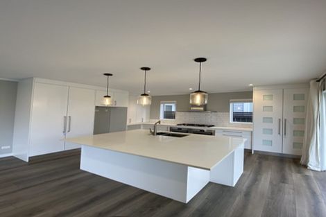 Photo of property in 36 Station Street, Hobsonville, Auckland, 0616