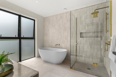 Photo of property in 4 Pukeora Way, Mangawhai, 0505