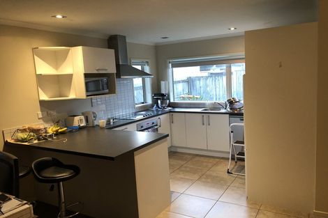 Photo of property in 51a Matipo Road, Te Atatu Peninsula, Auckland, 0610