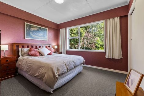 Photo of property in 218 Henwood Road, Paraite, New Plymouth, 4372