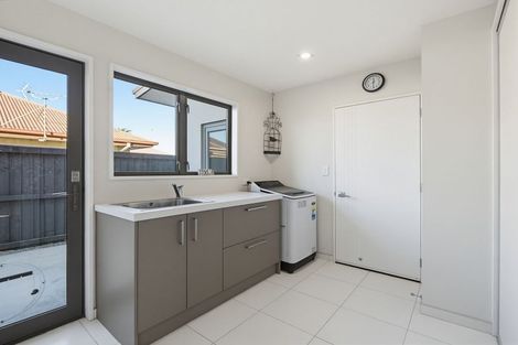 Photo of property in 27 Sovereign Boulevard, Kaiapoi, 7630